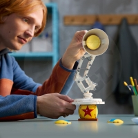 LEGO® Ideas 21357 Disney Pixar Luxo Jr._(4)